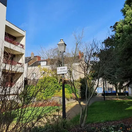 Les Petites Fontaines Au Coeur De La Doutre