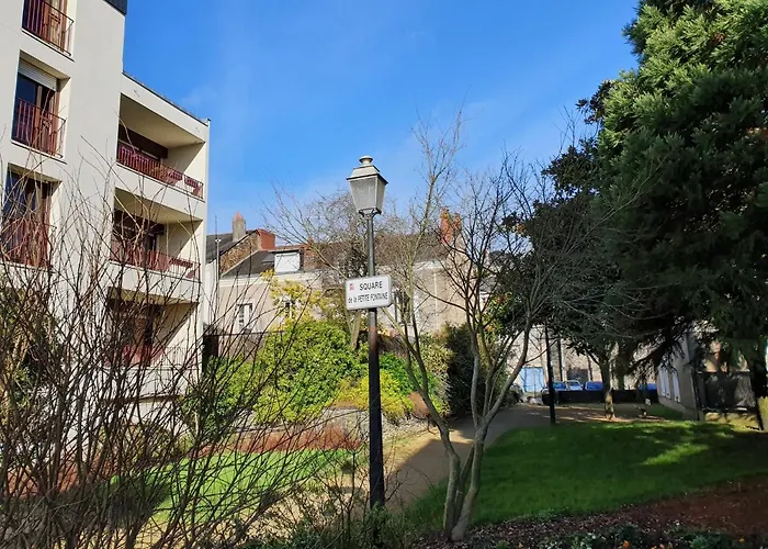 Les Petites Fontaines Au Coeur De La Doutre